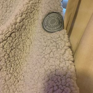 Simply southern Sherpa fuzzy pullover